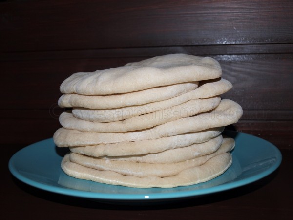 Petite assiette de pains pitas